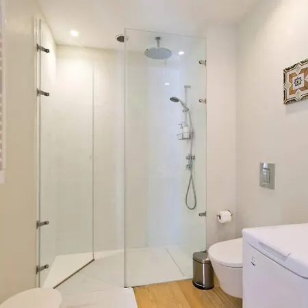 Alameda Apartment Parking Included Apartment Porto