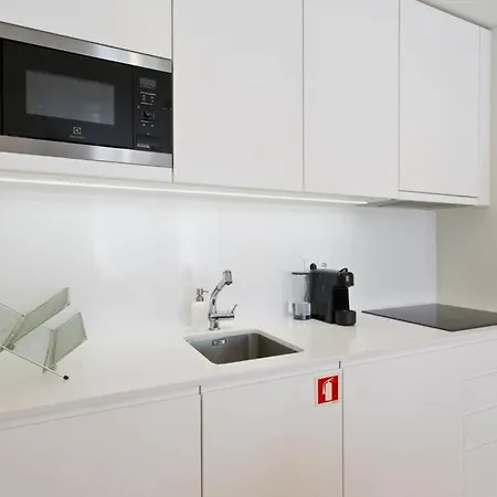 Alameda Apartment Parking Included * Porto